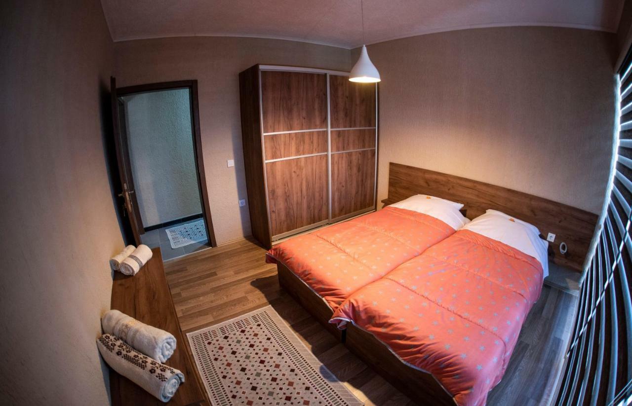 Dionis Rooms & Apartments Prilep Exteriér fotografie