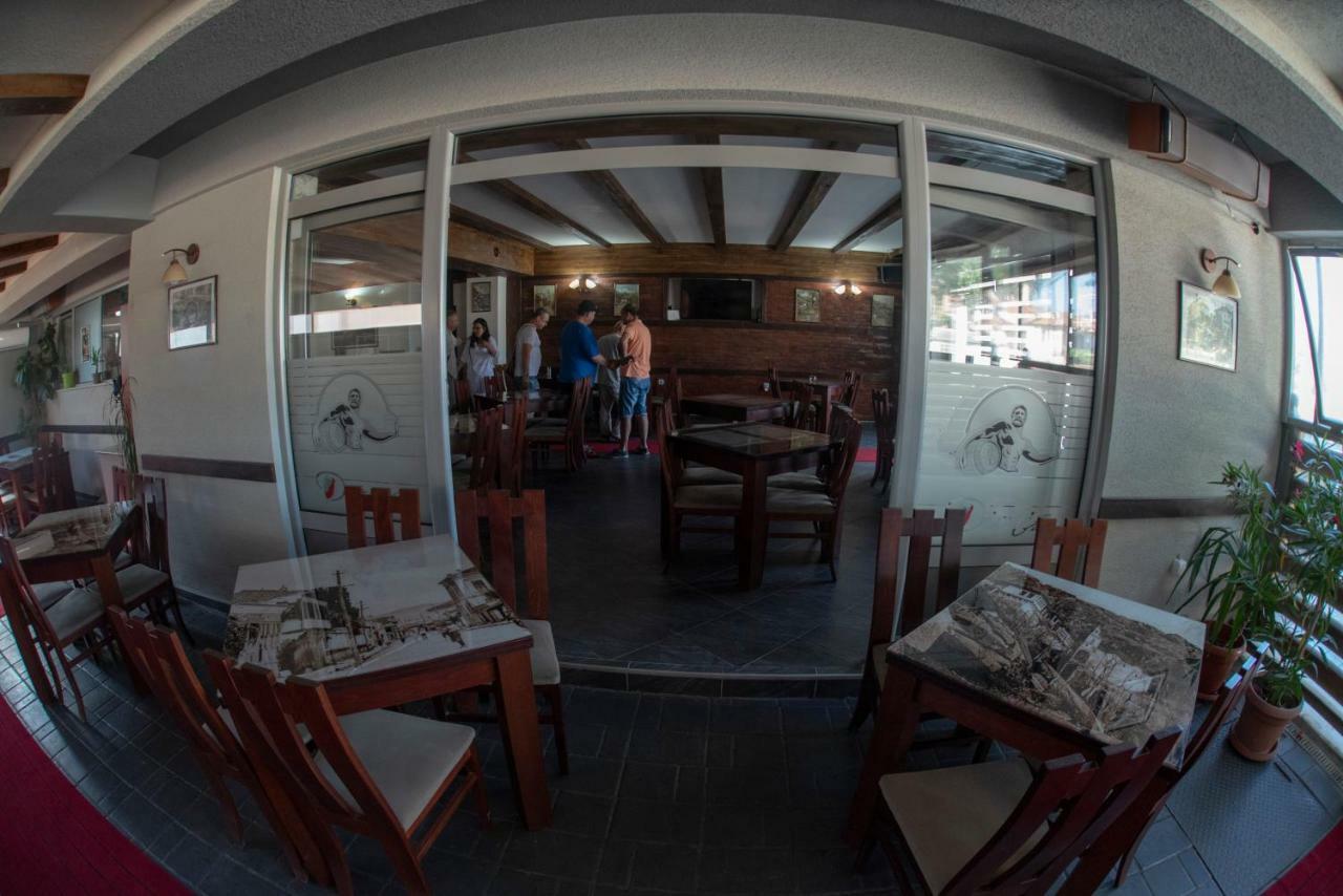 Dionis Rooms & Apartments Prilep Exteriér fotografie