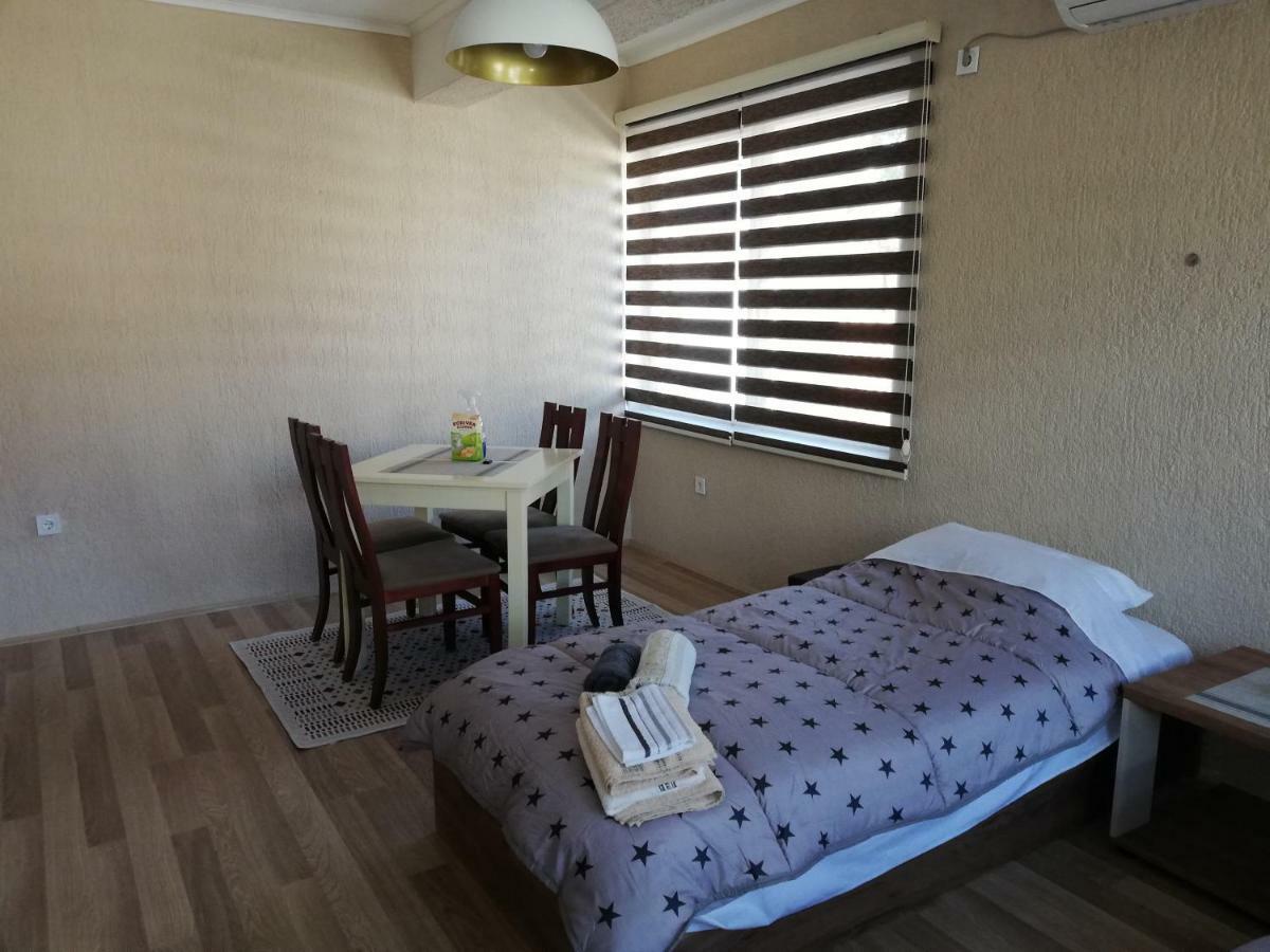 Dionis Rooms & Apartments Prilep Exteriér fotografie